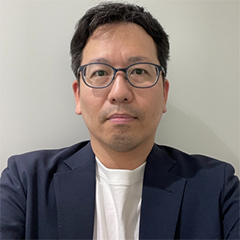 菅沼 剛 氏